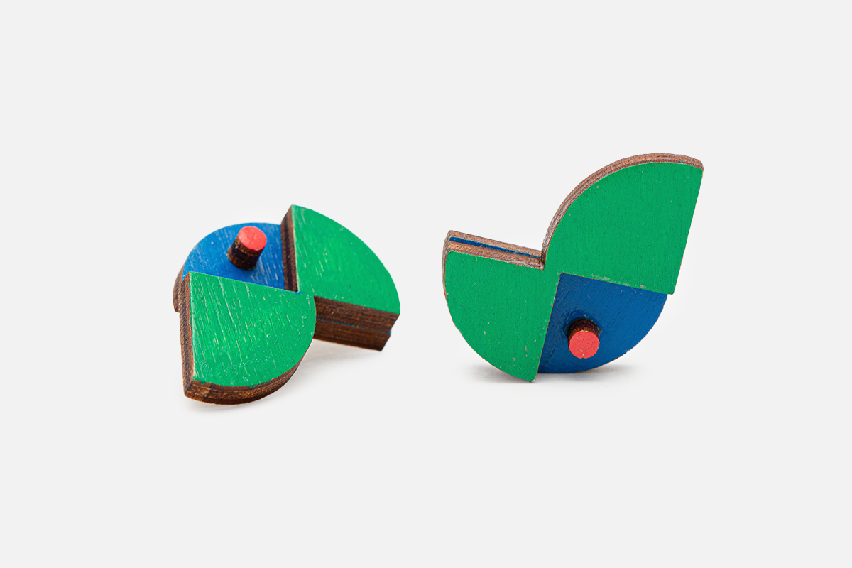 Yuri Earrings Green
